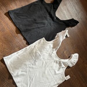 Old Navy Black and White Tank Tops XL NEW WITH TAGS